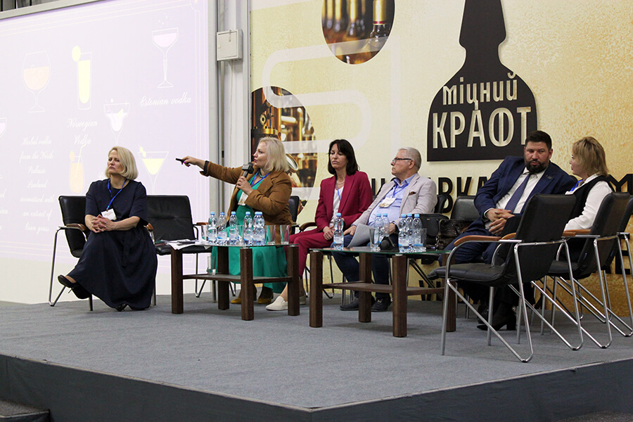 Учасники форуму: епізод 4